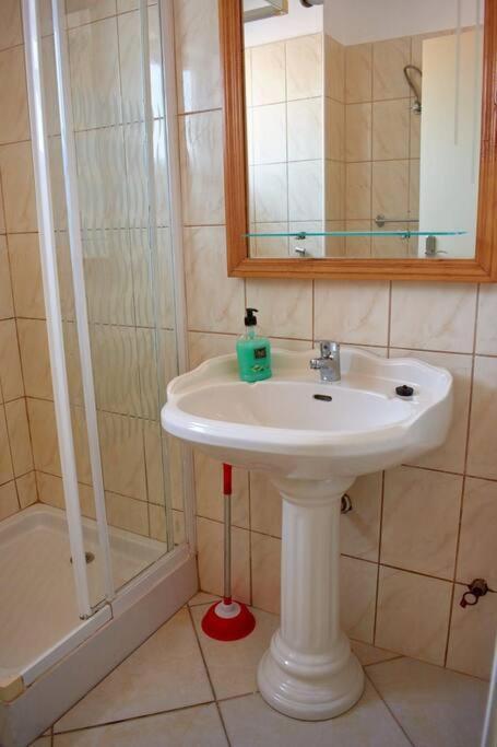 Apartamento T3 Encantador Com Piscina Wifi E Perto De Praia Santa Maria Buitenkant foto
